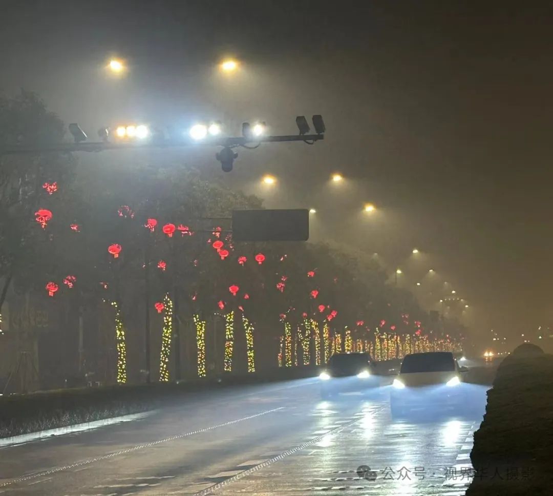 岑国荣丨台州市府大道除夕夜的繁华盛景(图28) 640.jpg