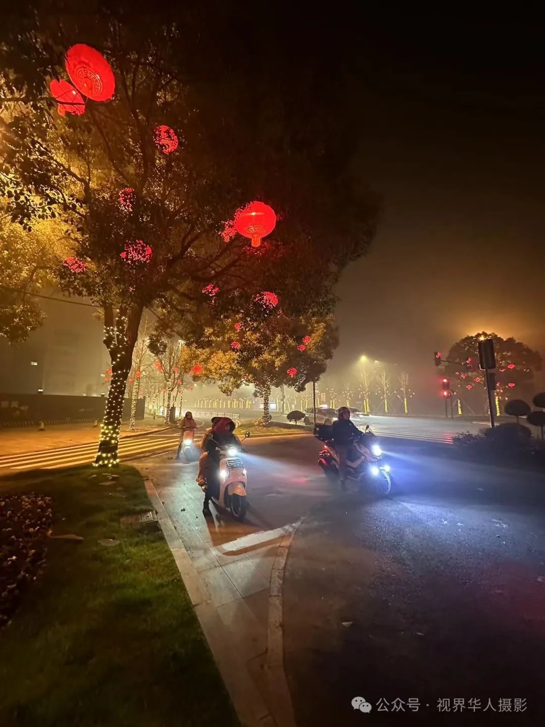 岑国荣丨台州市府大道除夕夜的繁华盛景(图30) 640.jpg