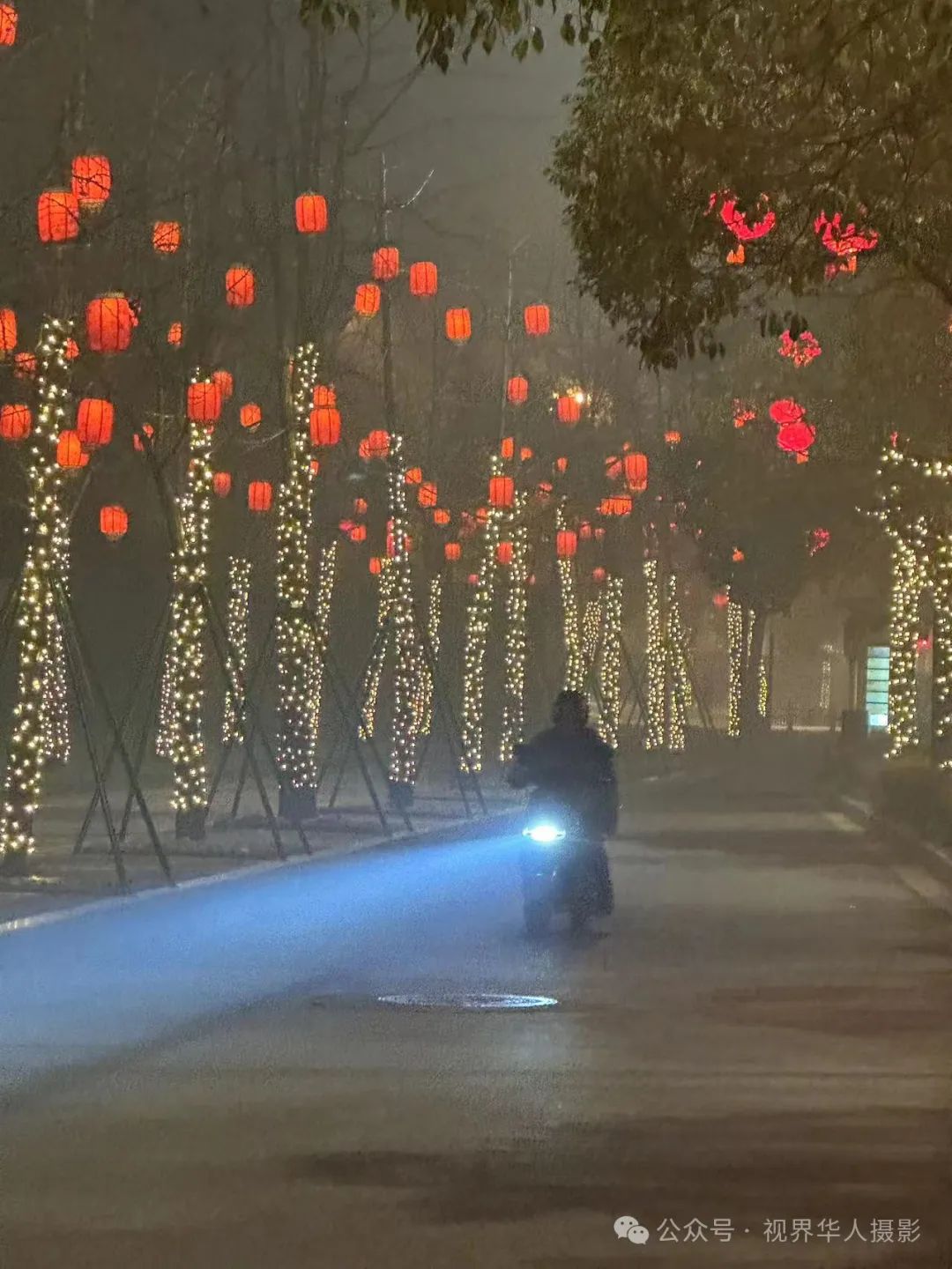 岑国荣丨台州市府大道除夕夜的繁华盛景(图48) 640.jpg