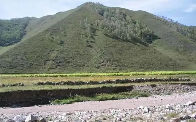 探索奇异地球:17张震撼图片揭示外星人、失落文明的神秘面纱(图10) 640.jpg