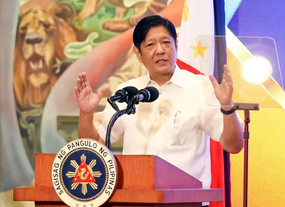 菲人纪念推翻老马38周年,小马促民众全面了解历史(图1) 640.png