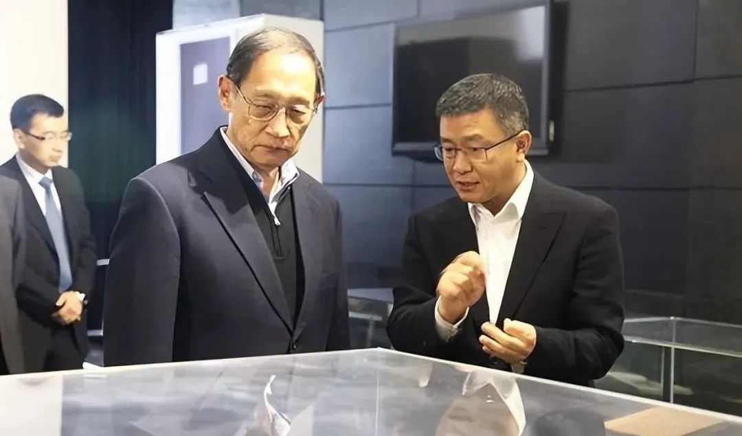 特务头子毛人凤后人现状:长子富士康董事长,次子亿万身价、三子爱国华侨(图2) 640.jpg