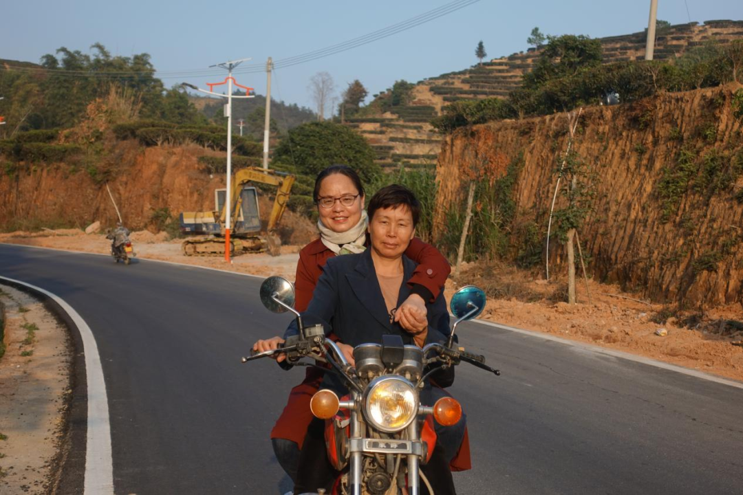 二本学生背后,她看到那些竭尽全力的家庭(图5) 640.png