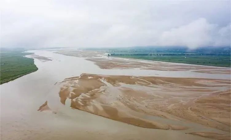 三峡大坝建成17年,已经淤积18亿吨泥沙,持续会导致什么情形?(图10) 10.jpg