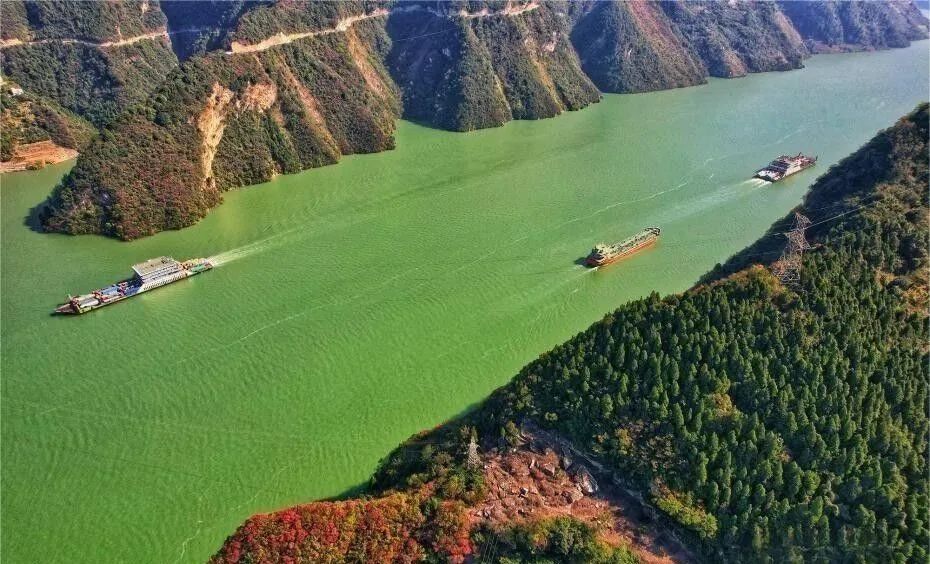 三峡大坝建成17年,已经淤积18亿吨泥沙,持续会导致什么情形?(图18) 640.jpg