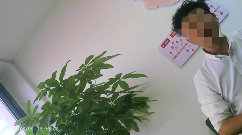 多个上门按摩APP被曝涉黄,“制服美女”还有过夜项目?记者调查→(图8) 640.png