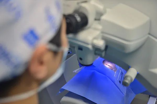 不是人人都能做近视手术!这几件事,还有很多人不知道→(图5) 640.jpg