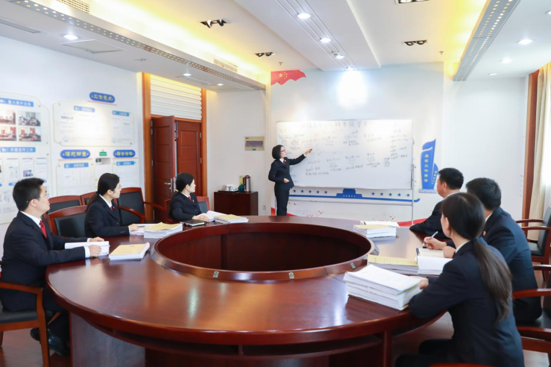 分层级代理售卖假冒“劳力士”手表,涉案数亿元、26人获刑!(图1) 640.png