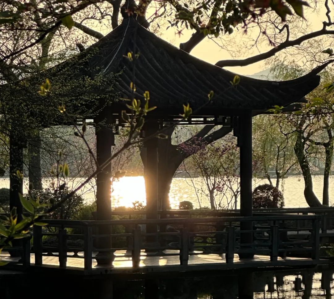 岑国荣:侨乡变迁的摄影探索者(图6) 640.jpg