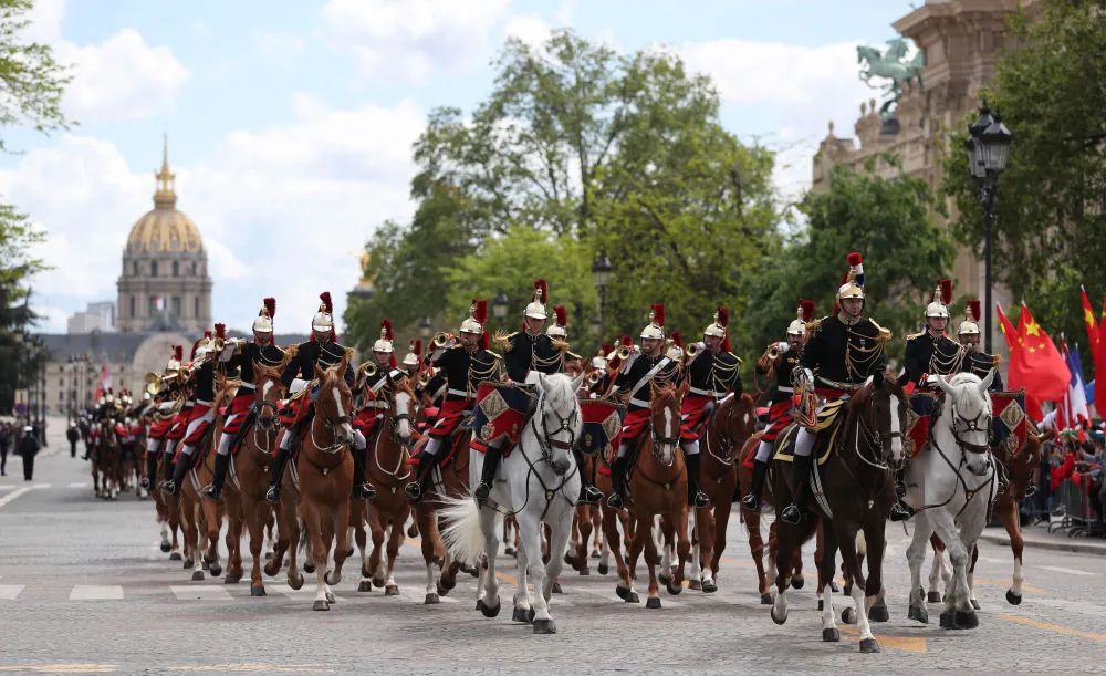高清大图|习近平主席在巴黎繁忙的一天(图11) 640.jpg