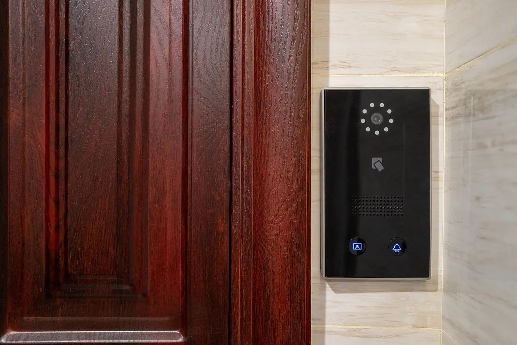 住户装了电子猫眼,对门邻居起诉侵犯隐私要求拆除!法院判了(图1) 640.jpg