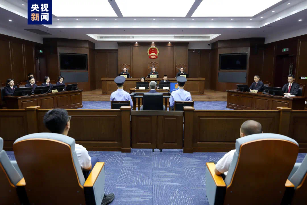 一审被控受贿4.32亿余元,李再勇当庭认罪(图3) 4.jpg