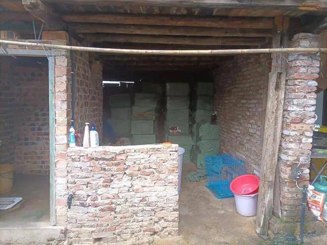 令人作呕!直播间的“大牌化妆品”,竟产自养猪场(图6) 10.jpg