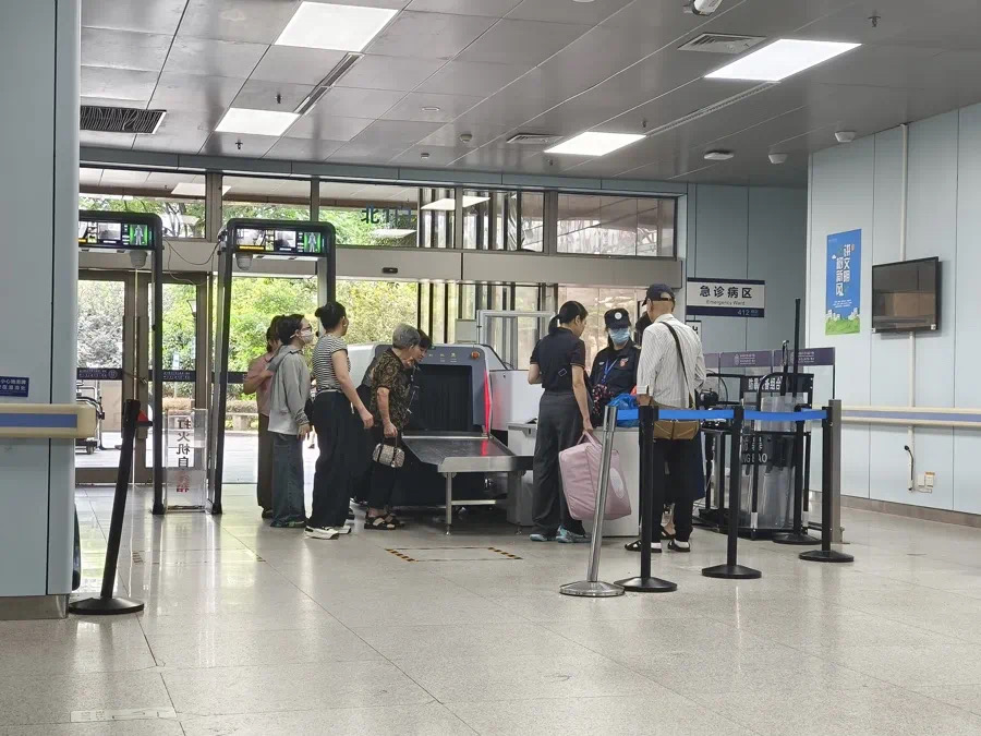 医生李晟,被刺死在加班诊室!遇害一周前他曾说:如果碰到变态病人家属,一辈子就完了(图3) 3.jpg