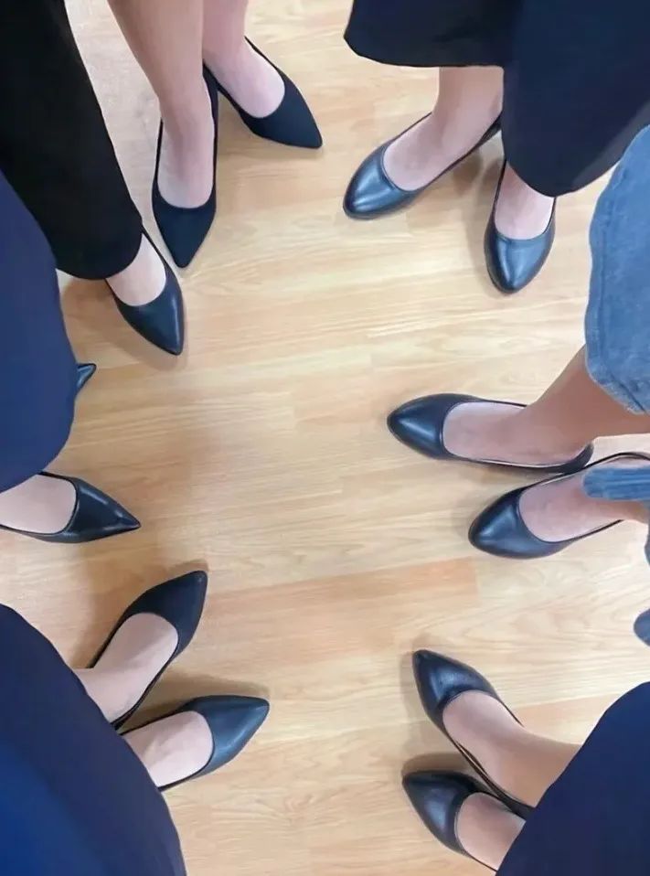 国内首次!空姐上班不再穿高跟鞋,湖南航空回应(图2) 640.jpg