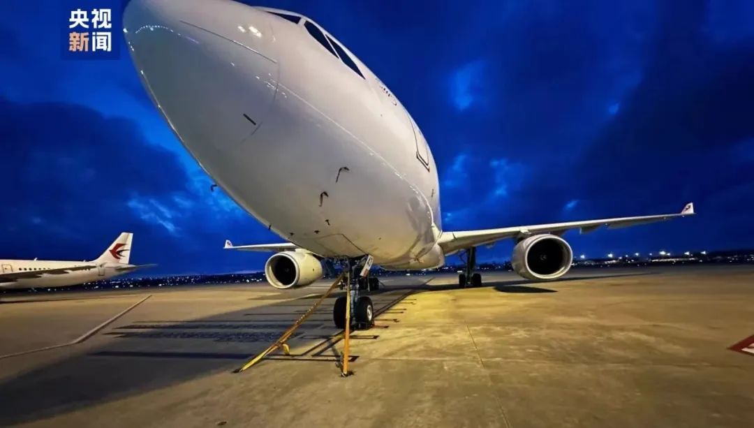 台风红色预警!台风“贝碧嘉”预计明天早晨至上午登陆(图4) 台风红色预警!台风“贝碧嘉”预计明天早晨至上午登陆(图4)