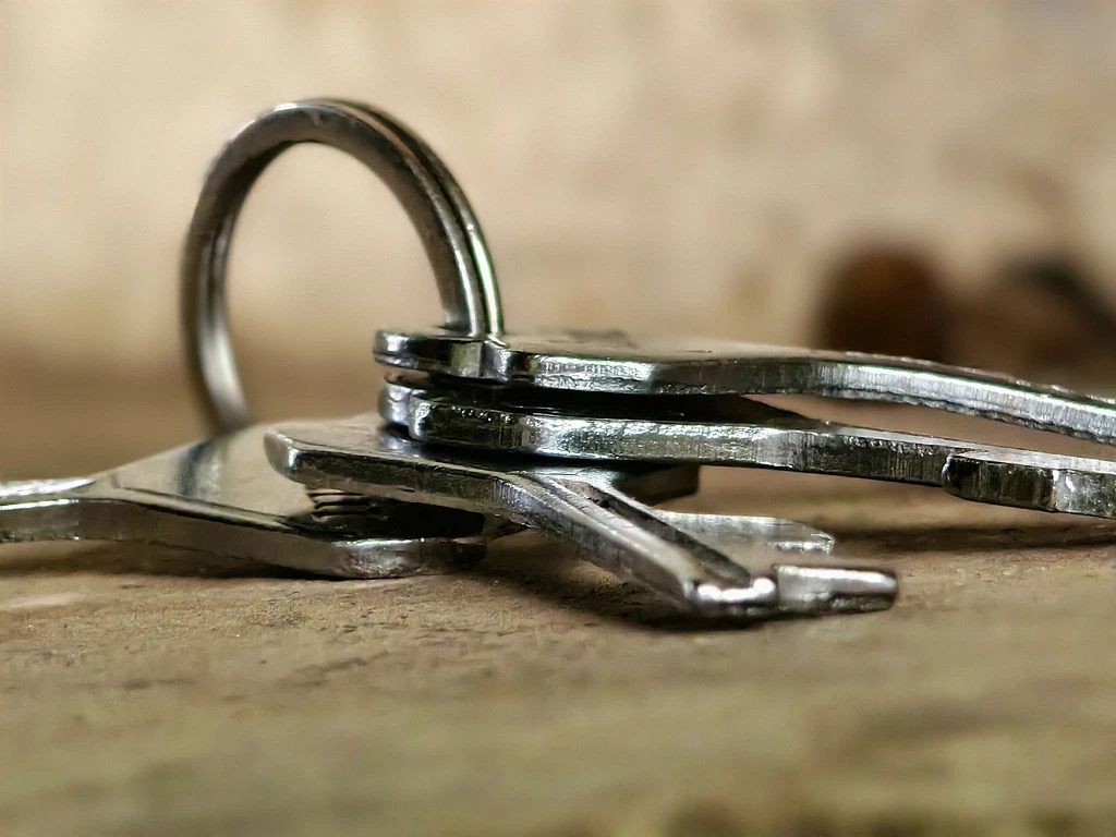 警惕!这些照片,别随便发(图1) dd8892e1afdc8ef96f37d3f004d0be1.jpg