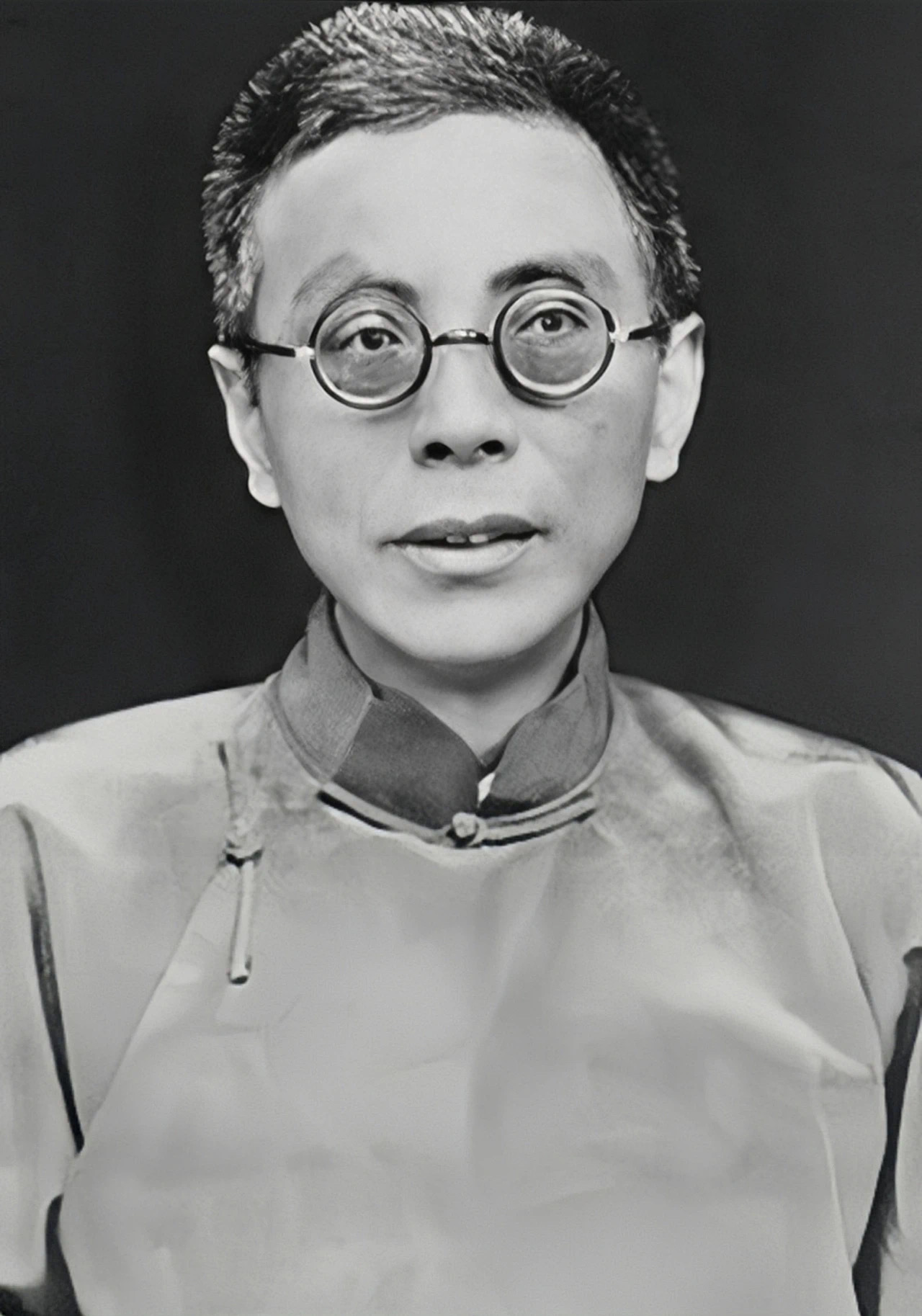 他是孙中山的革命“提款机”,还一手将蒋介石推上高位,最后却被边缘化(图1) 1.jpg