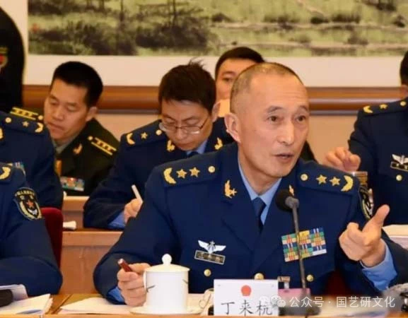 十八大以来,落马的12位上将都有谁?(图3) 3.png