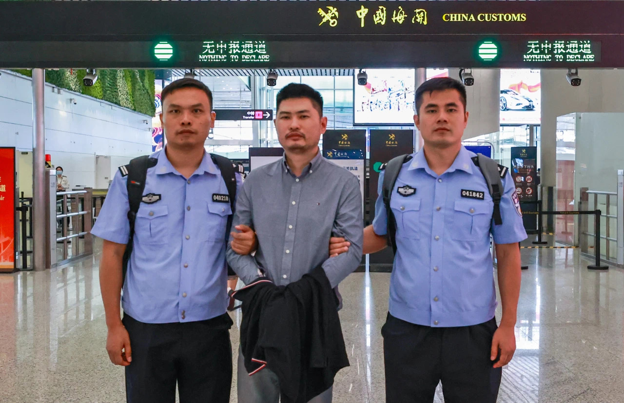 徐海鹏,被遣返回国!(图1) 1.jpg