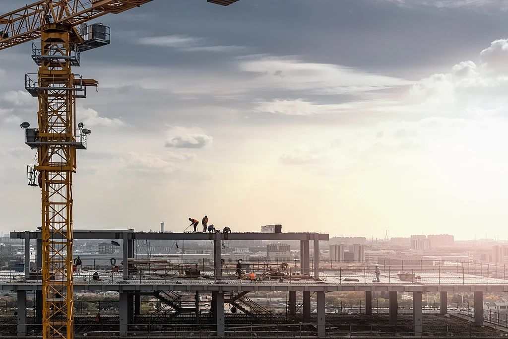 事关农民工城镇落户、社保、随迁子女入学!10部门联合发布→(图1) 11.jpg