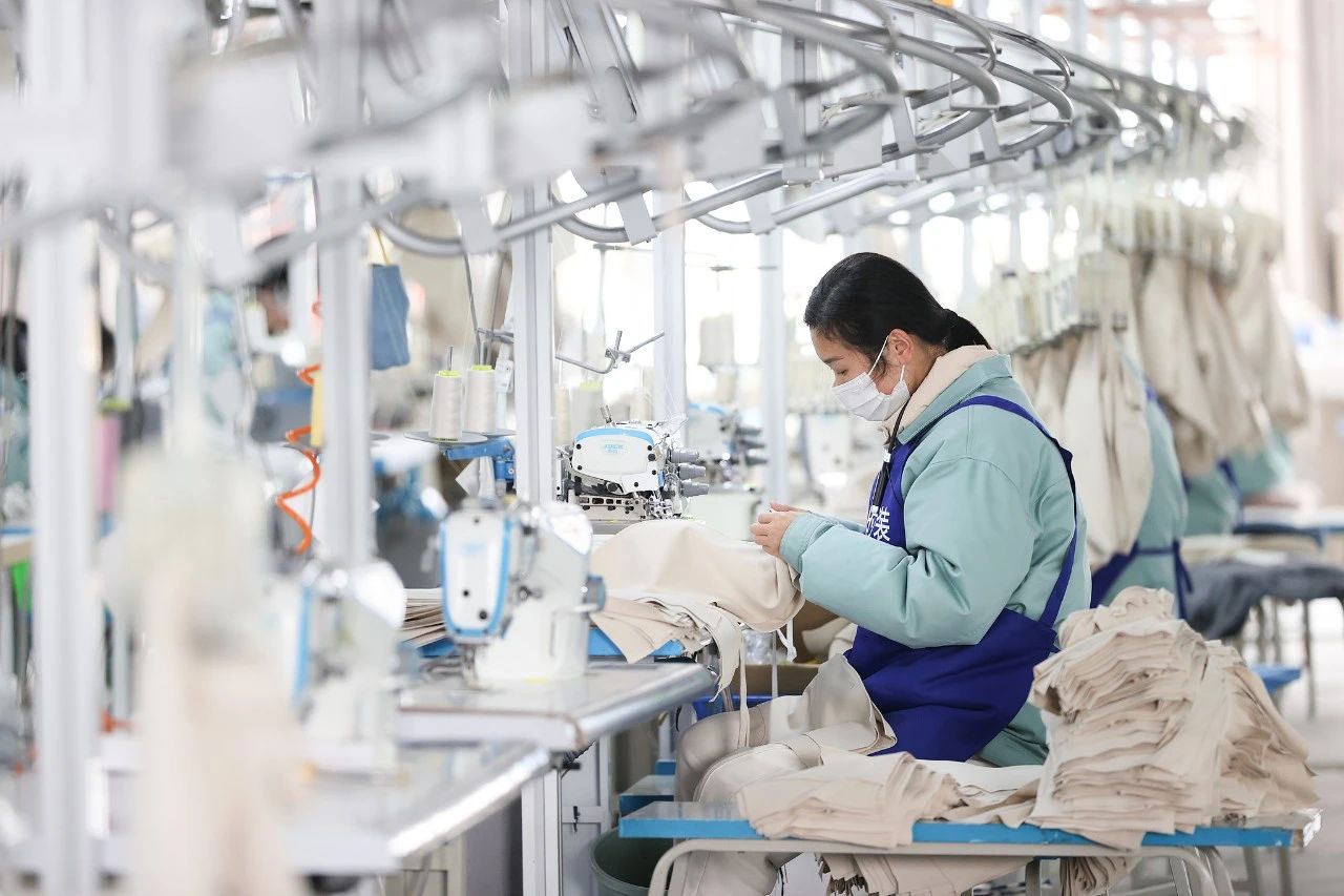 事关农民工城镇落户、社保、随迁子女入学!10部门联合发布→(图3) 33.jpg