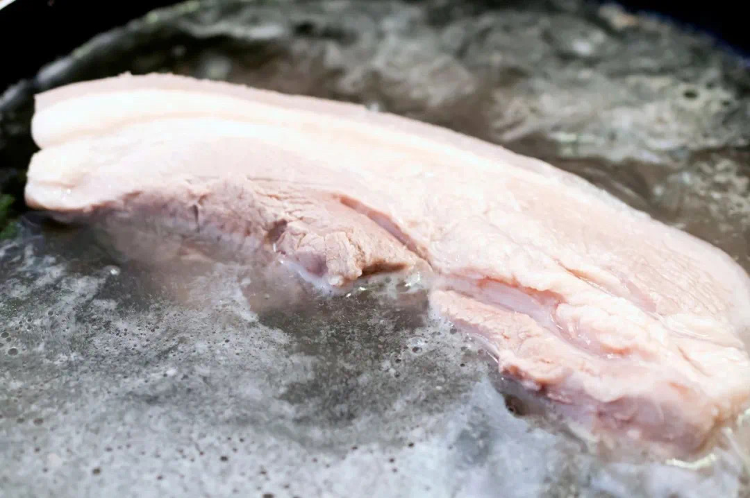 别再把肉泡水里解冻了!正确方法→(图3) 微信图片_202501122114521.jpg