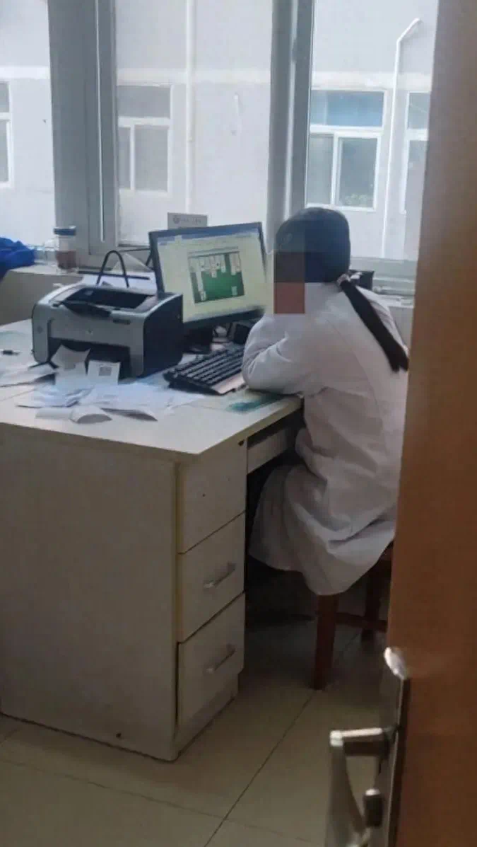 “医生打游戏、患者门外久候”,医院回应(图2) 微信图片_202502272146201.png