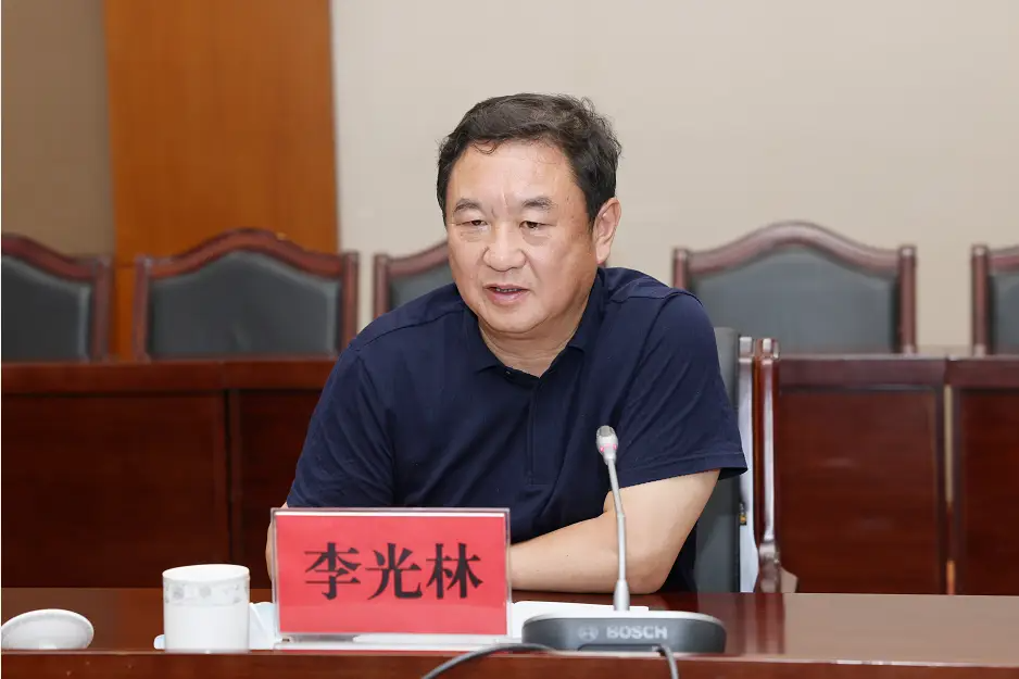 涉案数额特别巨大！云南省烟草专卖局原局长李光林被公诉(图1)