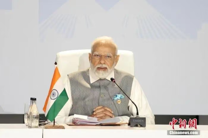 莫迪中断访问紧急回国(图1) 01.jpg