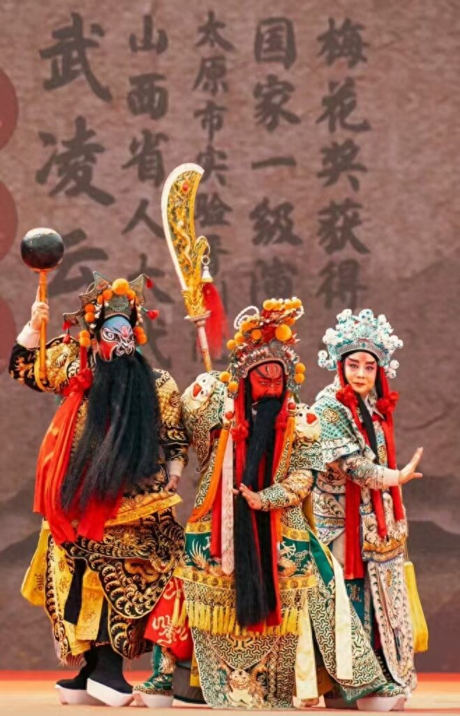 忠义武魂耀东山!首届”武圣魂”杯海峡两岸武术精英赛启幕(图1) 忠义武魂耀东山!首届”武圣魂”杯海峡两岸武术精英赛启幕(图1)