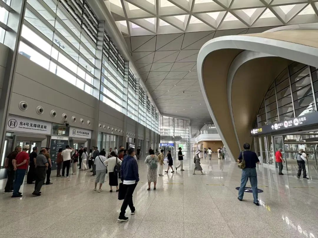 岑国荣丨崭新的交通枢纽中心:杭州西站(图11) 岑国荣丨崭新的交通枢纽中心:杭州西站(图11)