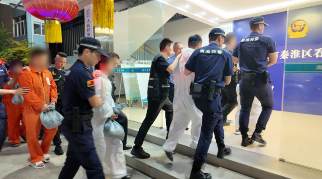 警方破获特大封建迷信诈骗案:92人落网,1400余人被骗!(图3) 图片