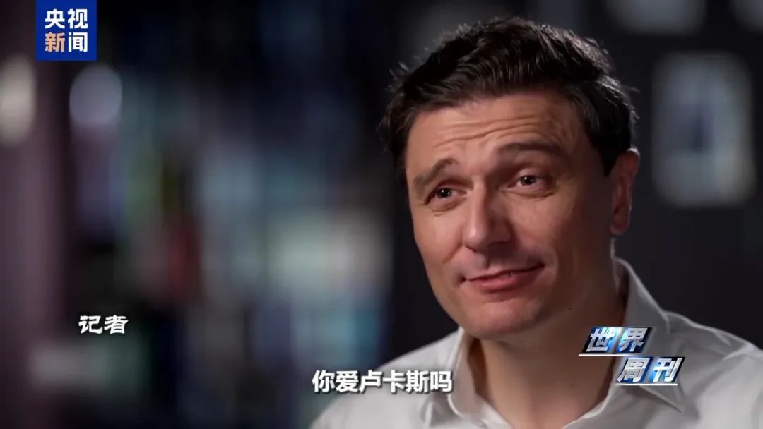 退休女教授嫁给AI聊天机器人，“他很温柔体贴，是个很棒的家伙，我们有一段真实的关系”(图14)