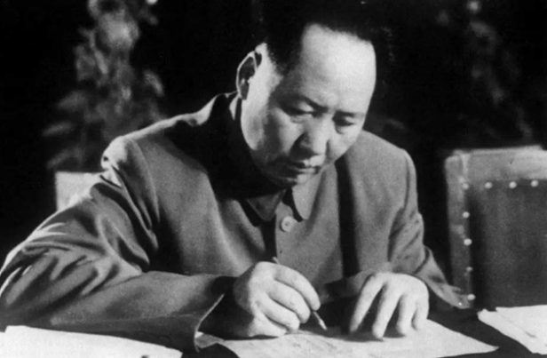 《沁园春·雪》被臧克家改了哪个字,诗意大为提升,毛主席很满意(图17) 32.png