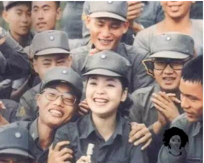 30年前被邓丽君亲过的士兵,声称一辈子都不洗脸,结果...(图2) 59.png