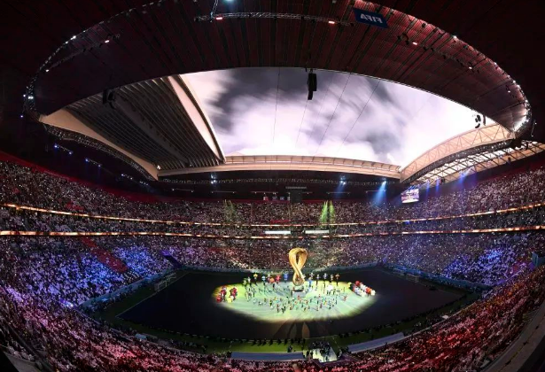 世界杯开幕式上的“半身男孩”是谁?(图1) 29.png