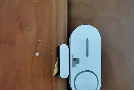 前法官被安装门磁,与疫情防控人员展开教科书式对话,维权成功(图6) 70.png