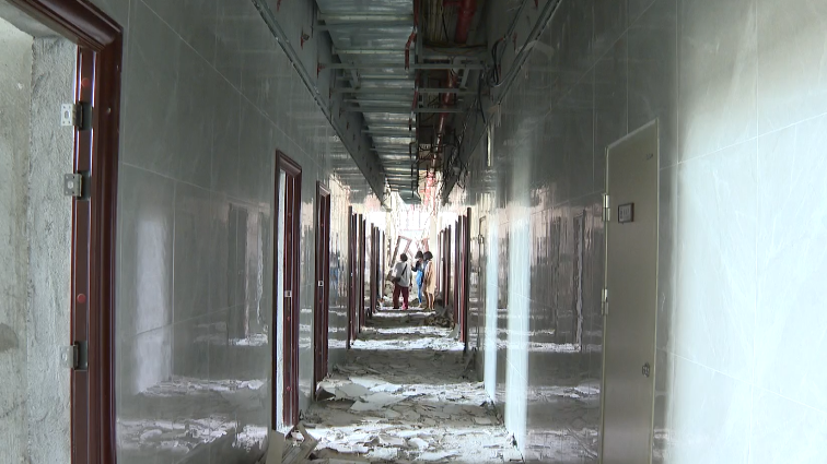 买下42套房并打通,当地:责令停止!(图1) 5.png