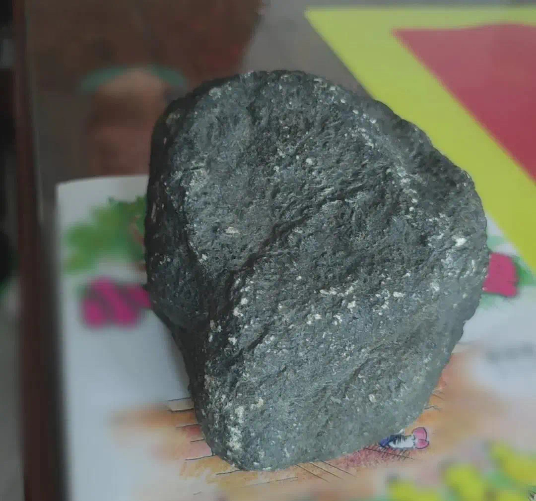 连“缅甸王子”都想高价收购的“翡翠原石”,被她买到了......(图1) 2.jpg